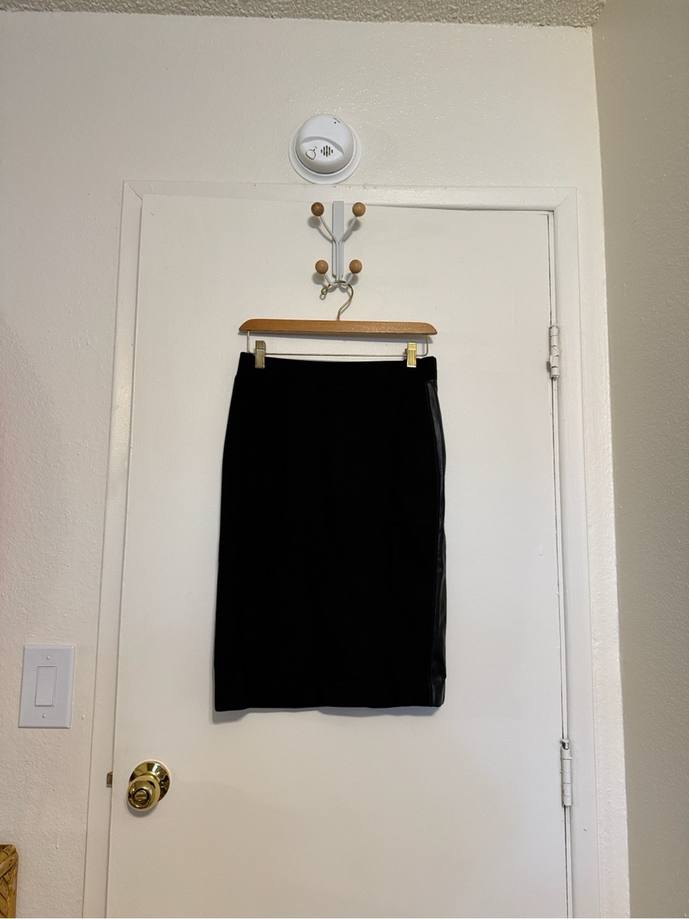 Elie Tahari Black Pencil Skirt with faux leather Side Trim
